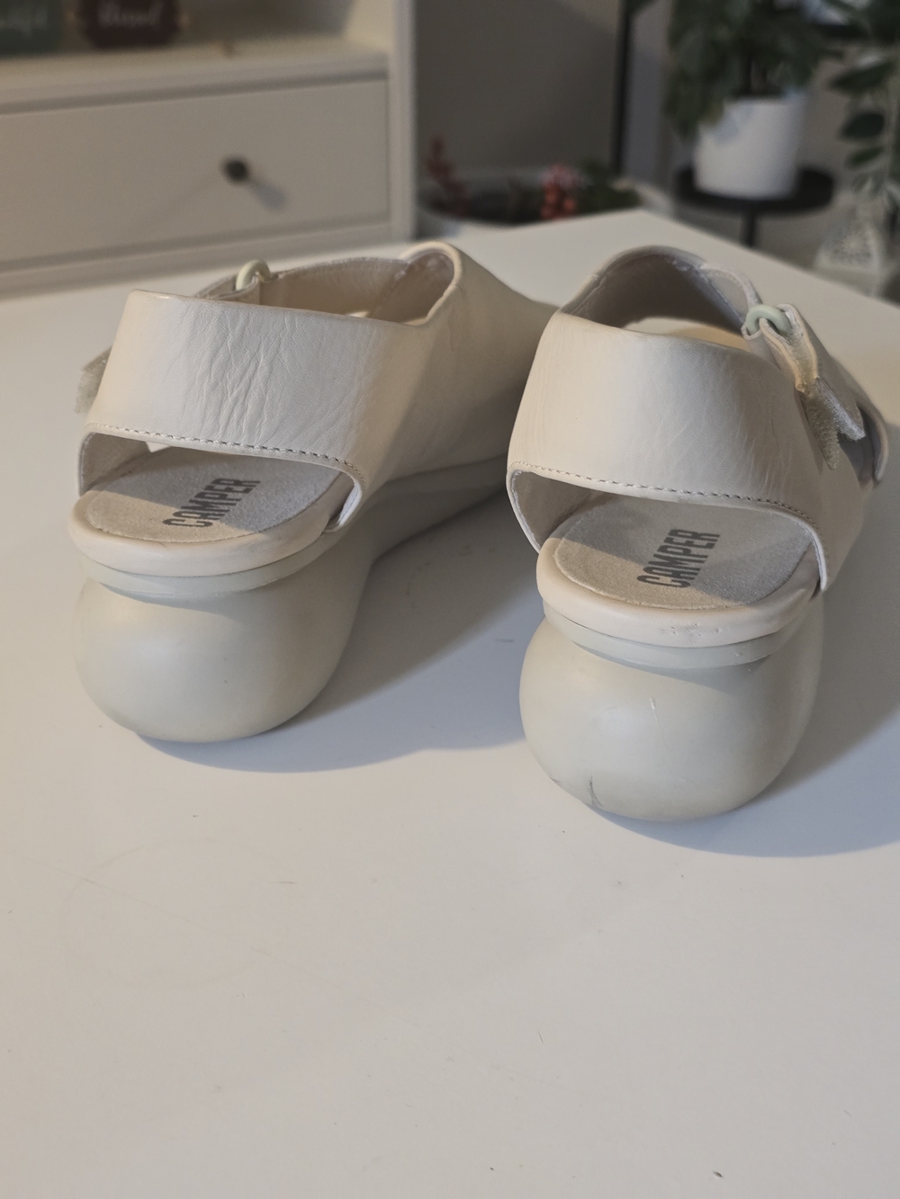 Camper White Women's Platform Leather  Sandal Size 39 - Picture 3 of 11